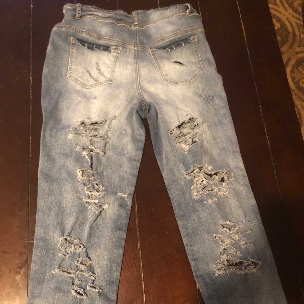Custom distressed jeans/shorts 👖😍☀️✂️